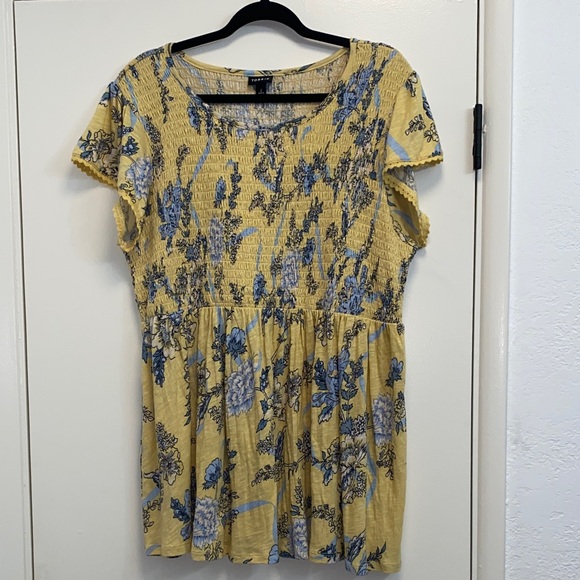 #T156-2 - NWOT - Torrid Babydoll Cotton Crew Neck Smocked Bodice Top- 2X - Picture 2 of 9